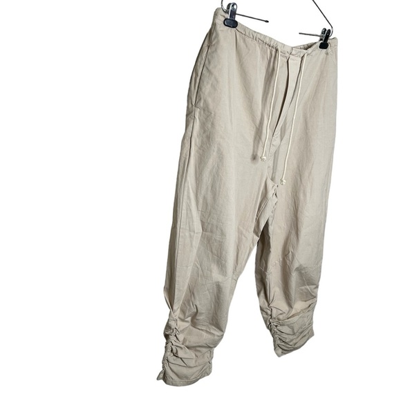 NWOT Free People Women's Ruched Black Parachute
Drawstring Hem Pants - Picture 5 of 12